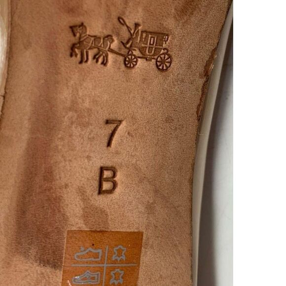 Coach Tan Patent Leather Stiletto Heels - Size 7 - Picture 7 of 7